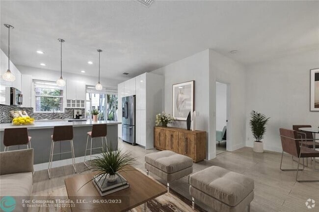 Building Photo - 11759 NW 47th Dr Rental