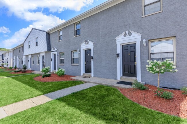 Photo - TOWNHOMES AT BLENDON