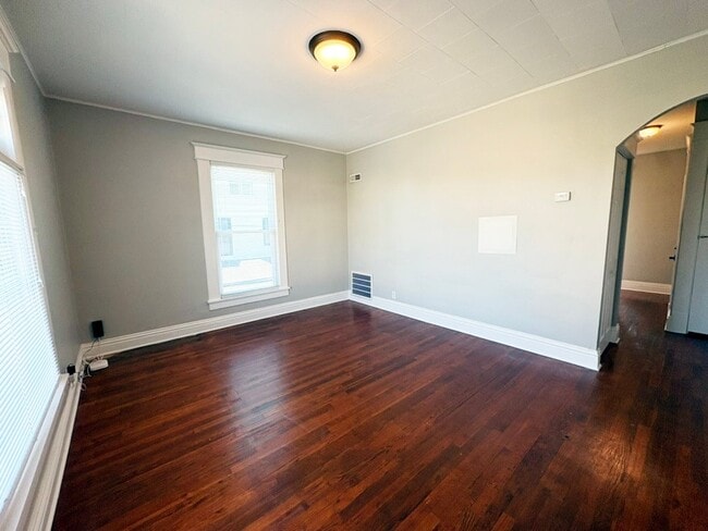 Photo - 509 N Meridian St Unit 3