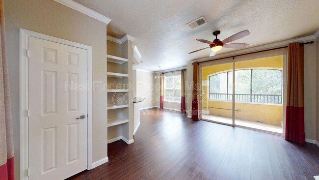 Photo - 8539 Gate Pkwy W Unit 1322