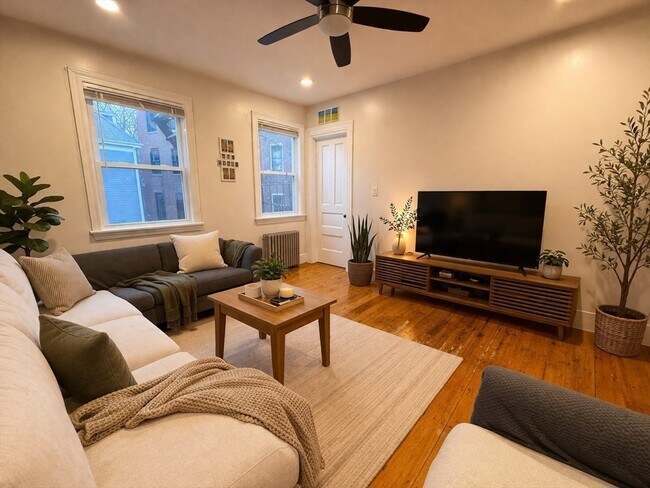 Photo - 21A Highland St Unidad 2