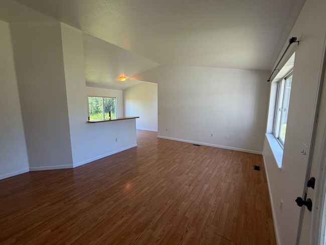 Photo - 1685 N Lacy Loop