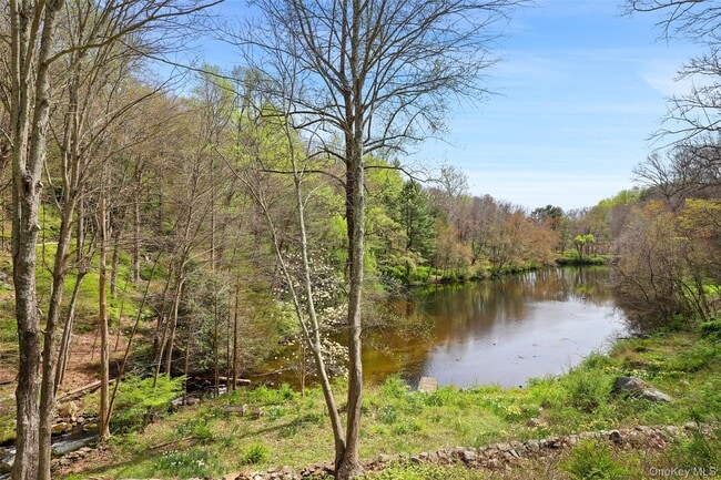 Photo - 17 Fox Run Rd