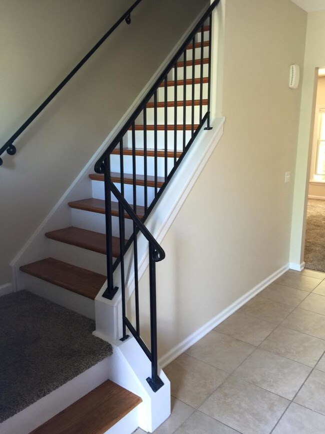 689 Royal Sunset Dr Townhome Townhome Rental in ster NY