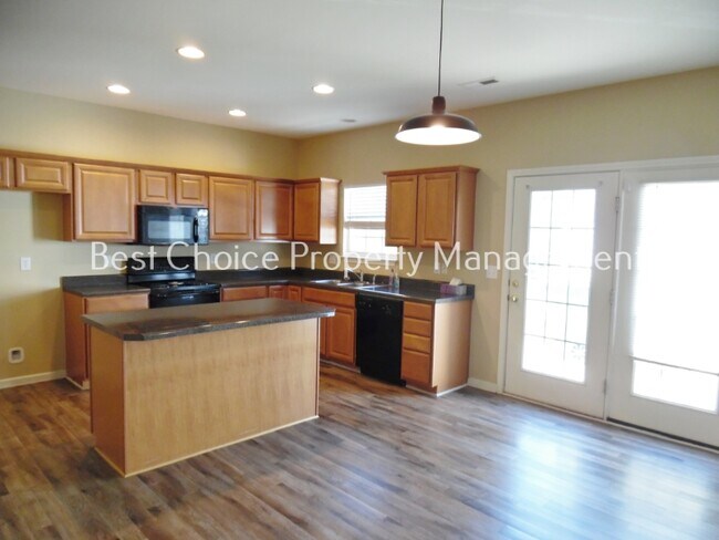 Photo - 354 Moonstone Dr
