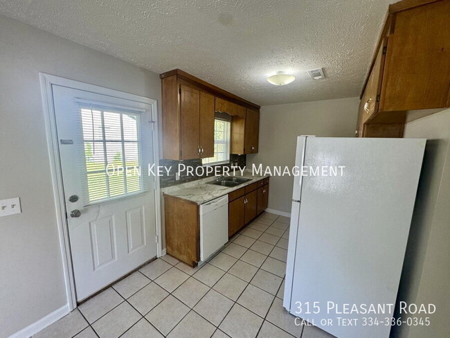 Photo - 315 Pleasant Rd