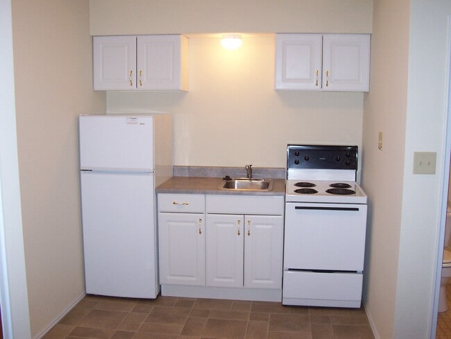 Photo - 545 Howell Ave Unit 10