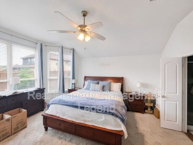 Photo - 417 Cooper St