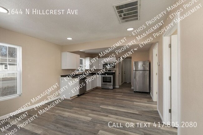 Photo - 1644 N Hillcrest Ave