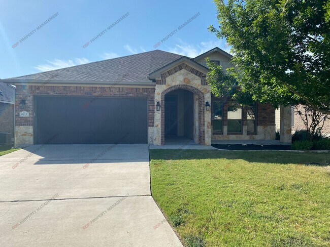5711 Blackstone Dr
