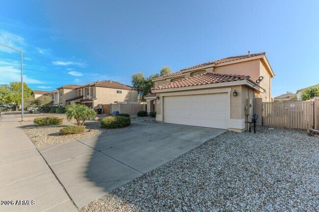 10617 W Daley Ln