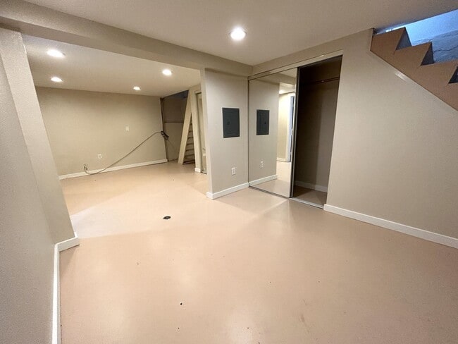 Photo - N San Pedro Unit 3C