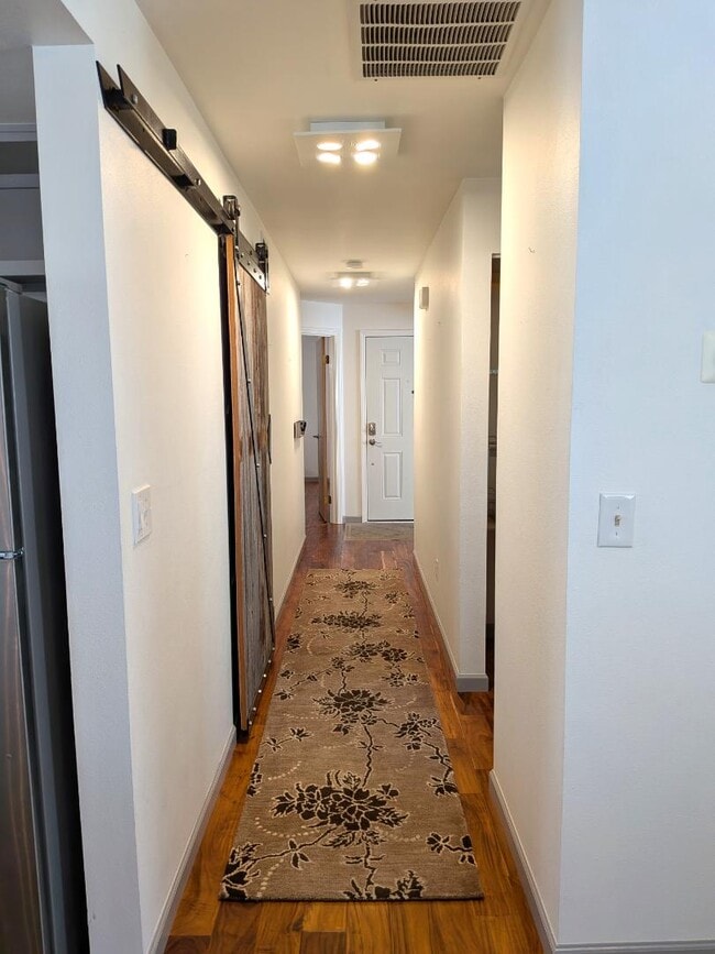 Photo - 1521 4th St