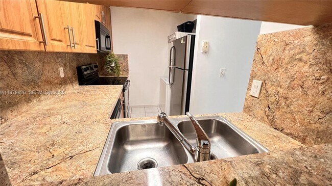 Photo - 809 Twin Lakes Dr Unit 32-A