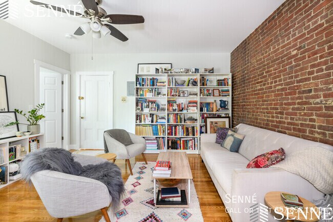 Building Photo - 47 Laurel St Unit 6R Rental