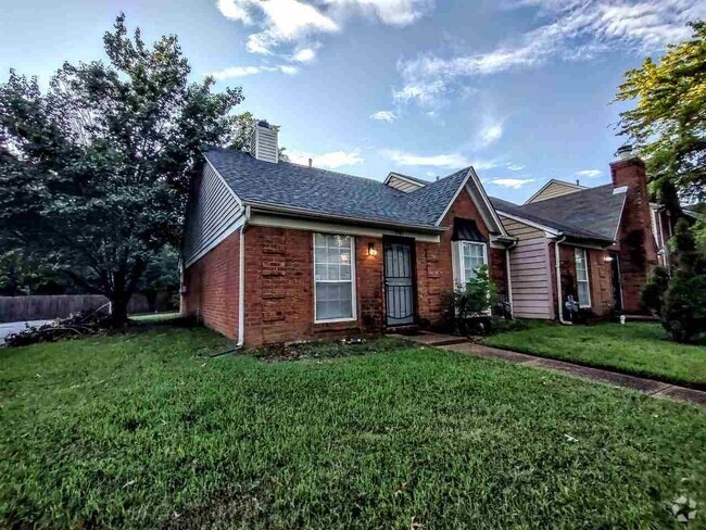 Building Photo - 3905 Glencoe Dr Rental