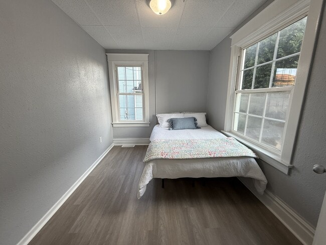 Photo - 273 S 7th St