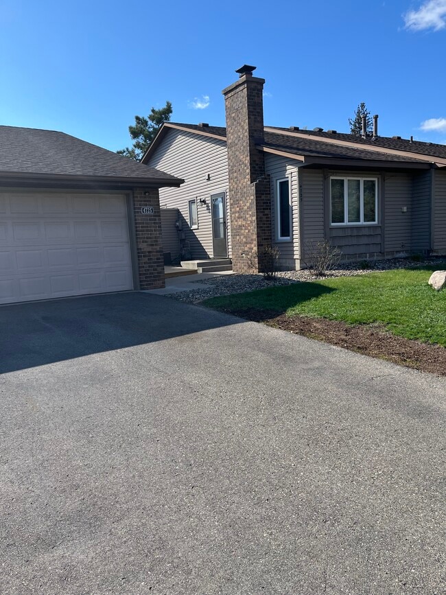 Building Photo - 4725 Tana Pt