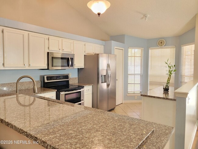 Photo - 1579 Graduation Ln