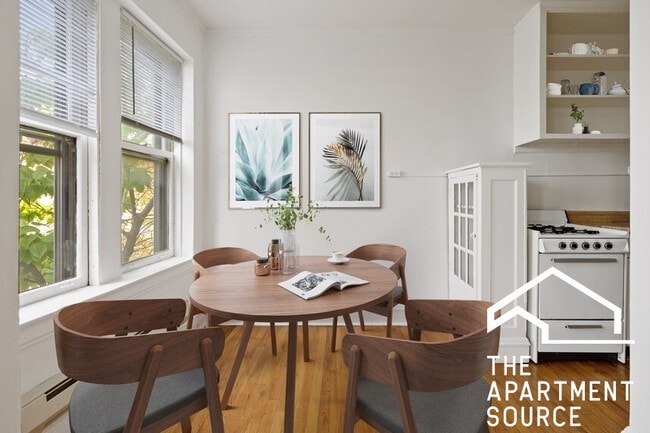 Photo - 4635 N Paulina St