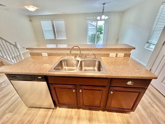 Photo - Welcome to your Dream Home!