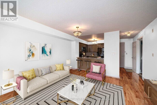 Photo - 225 Wellesley St E Unit 1004