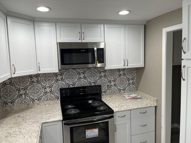 Pets OK! Moore Schools, 2 bed 2 full bath ... - Pets OK! Moore Schools, 2 bed 2 full bath ... House