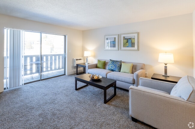 1BR, 1BA Standard 700sf - Living Room- Pebblebrook Apartments