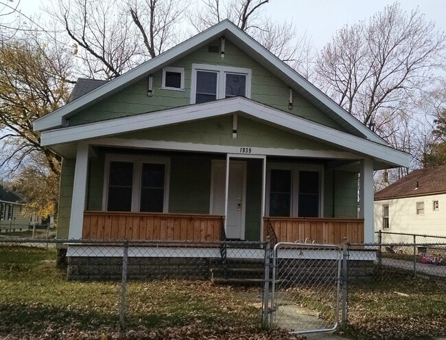 Building Photo - 1939 Terrace St Unit 1