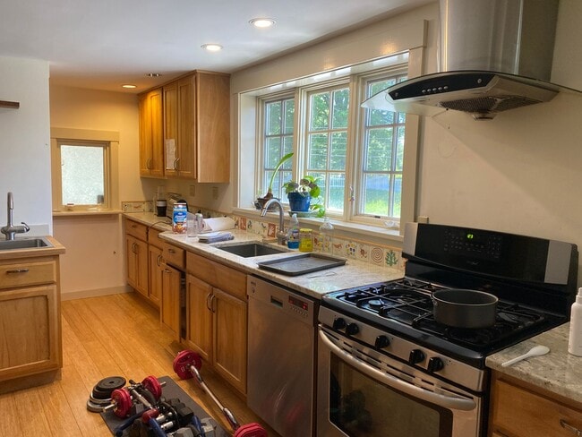 Photo - 2 Quechee Rd Unit 1