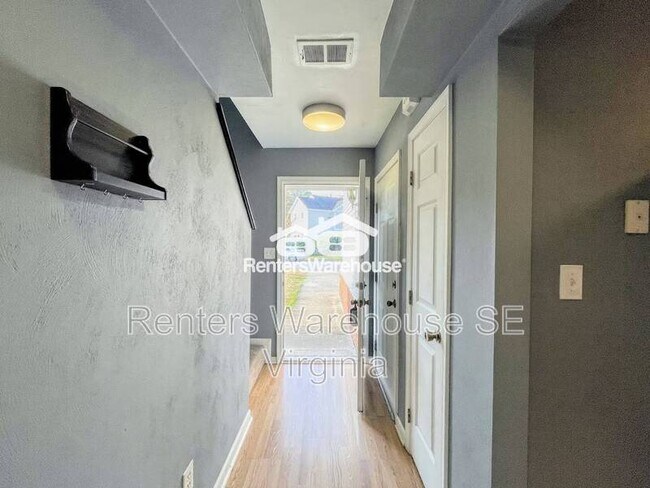 Photo - 1416 Ellis Ave