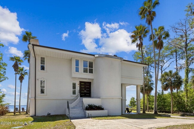Building Photo - 14030 Mandarin Oaks Ln