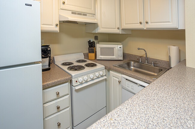 Estudio, 1BR - 400SF - The Georgian