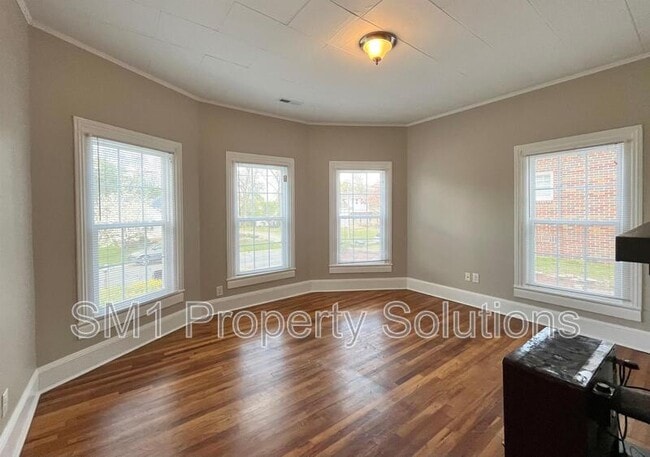 Photo - 617 Harris St