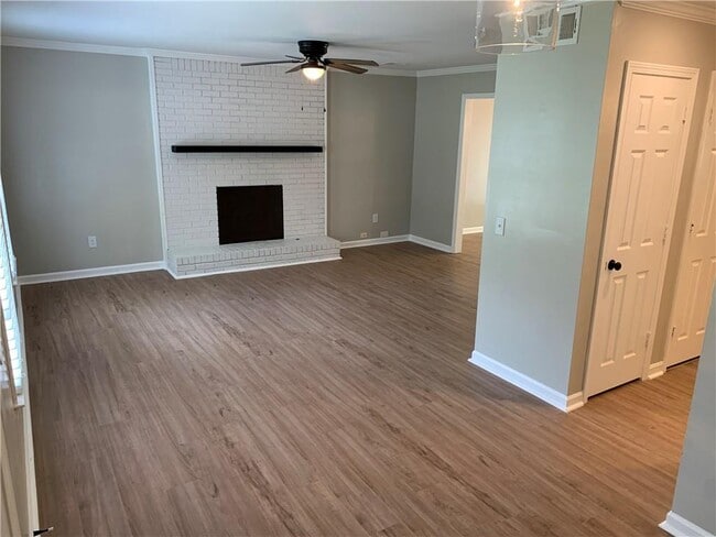 Photo - 5234 Wexford Ln