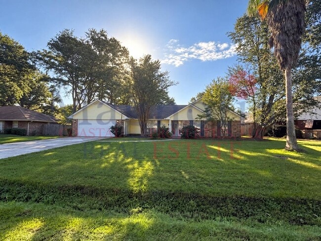 Richmond Heights subdivision in the Heart of Richmond Hill off Historic Ford Avenue