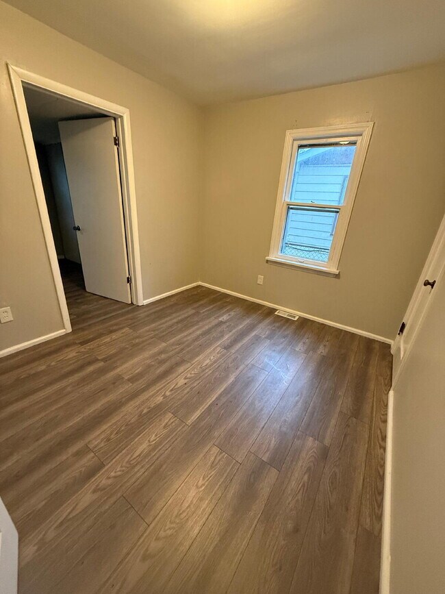 Photo - Cozy 3-Bedroom Home for Rent in Sauget, IL