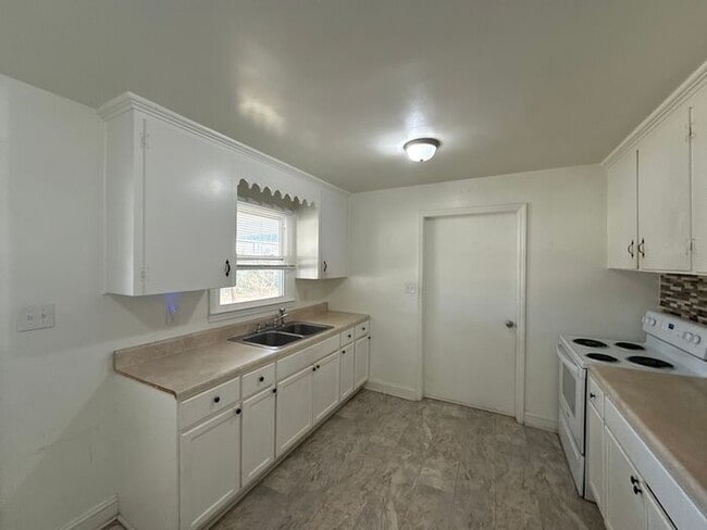 Photo - T.R. Lawing Realty Property