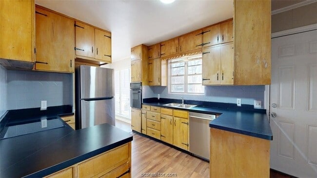 Photo - 506 Clay St