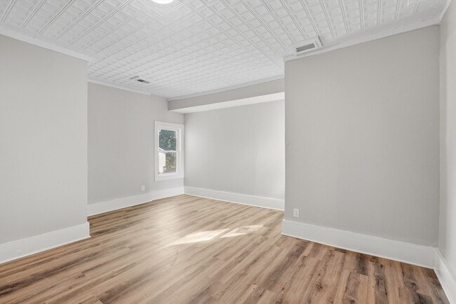 Photo - 834 Worthington St Unit 2nd Fl