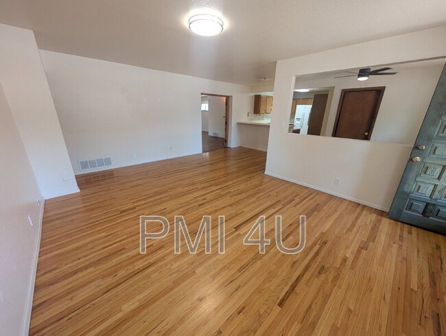 Photo - 2729 Chama St NE