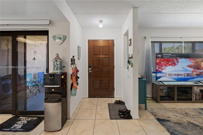 Photo - 1145 N Shannon Ave Unidad 39