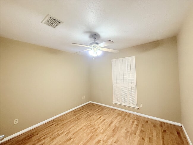 Photo - 9231 Stroud Dr