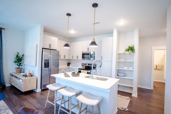 Interior Photo - Apex at Perry Crossing Rental