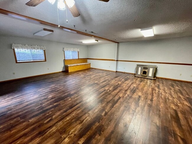 Photo - 452 NW 22nd St