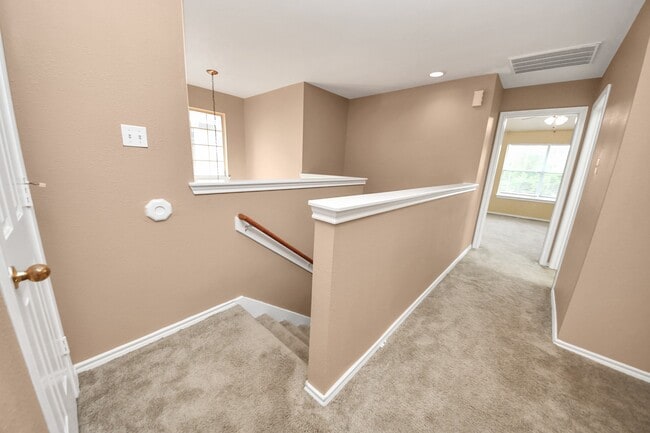 Photo - 6019 Pennworth Ln