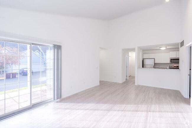 3BR, 2BA - 1.269SF
