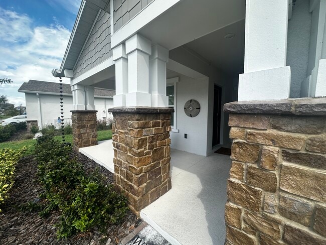 Building Photo - 3087 Park Vale Rd Unit A