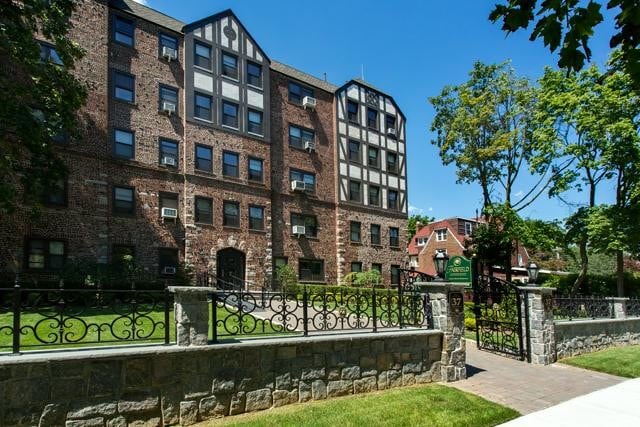 Photo - Fairfield Estates At Woodmere