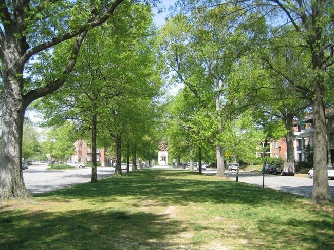 Photo - 3009 Monument Ave